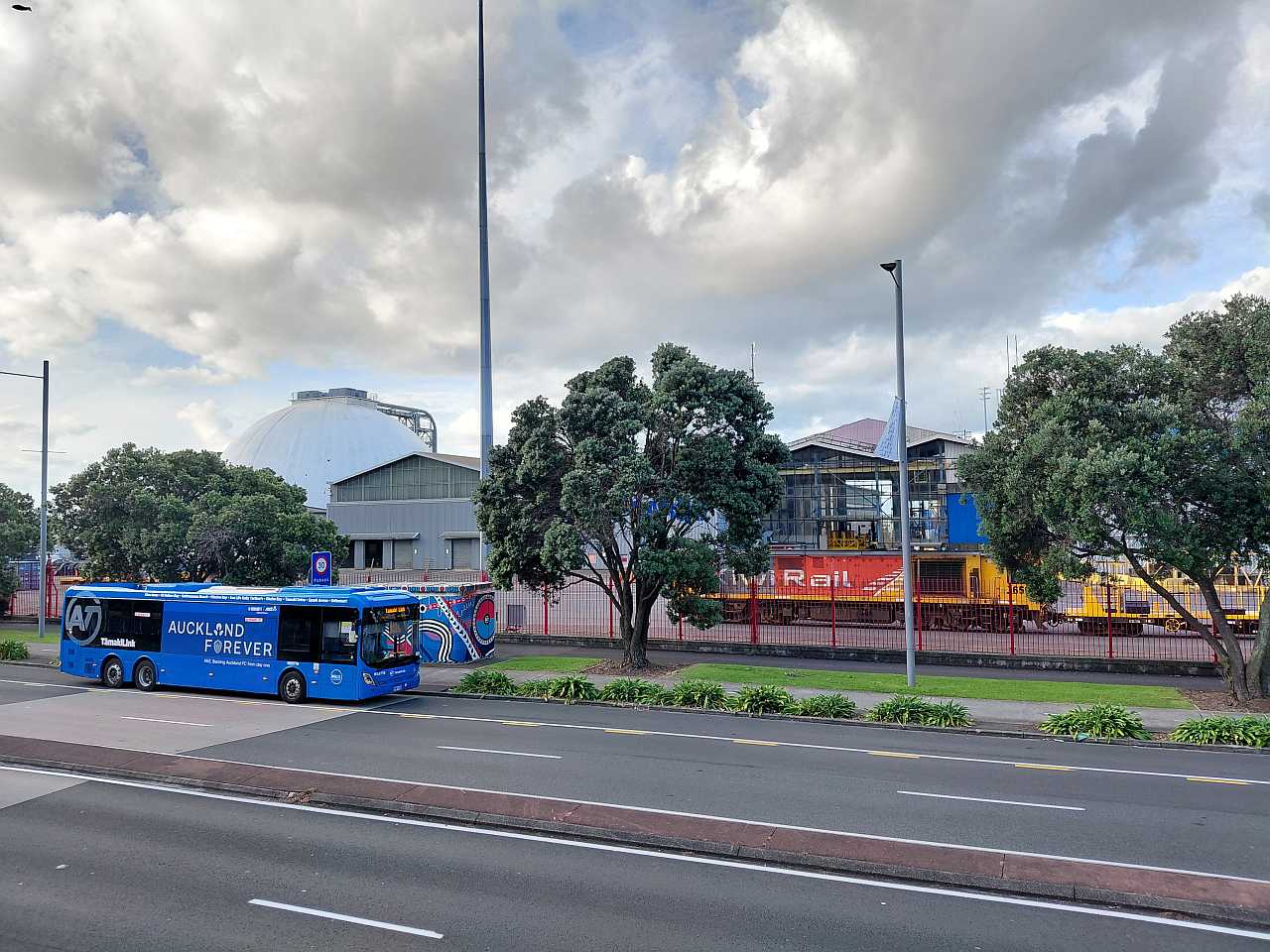 Frequent bus route Auckland