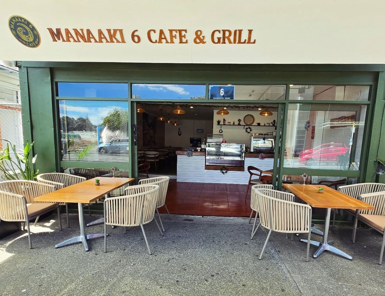 Manaaki 6 Cafe Onehunga Upper Municipal Place Auckland smashed burger coffee