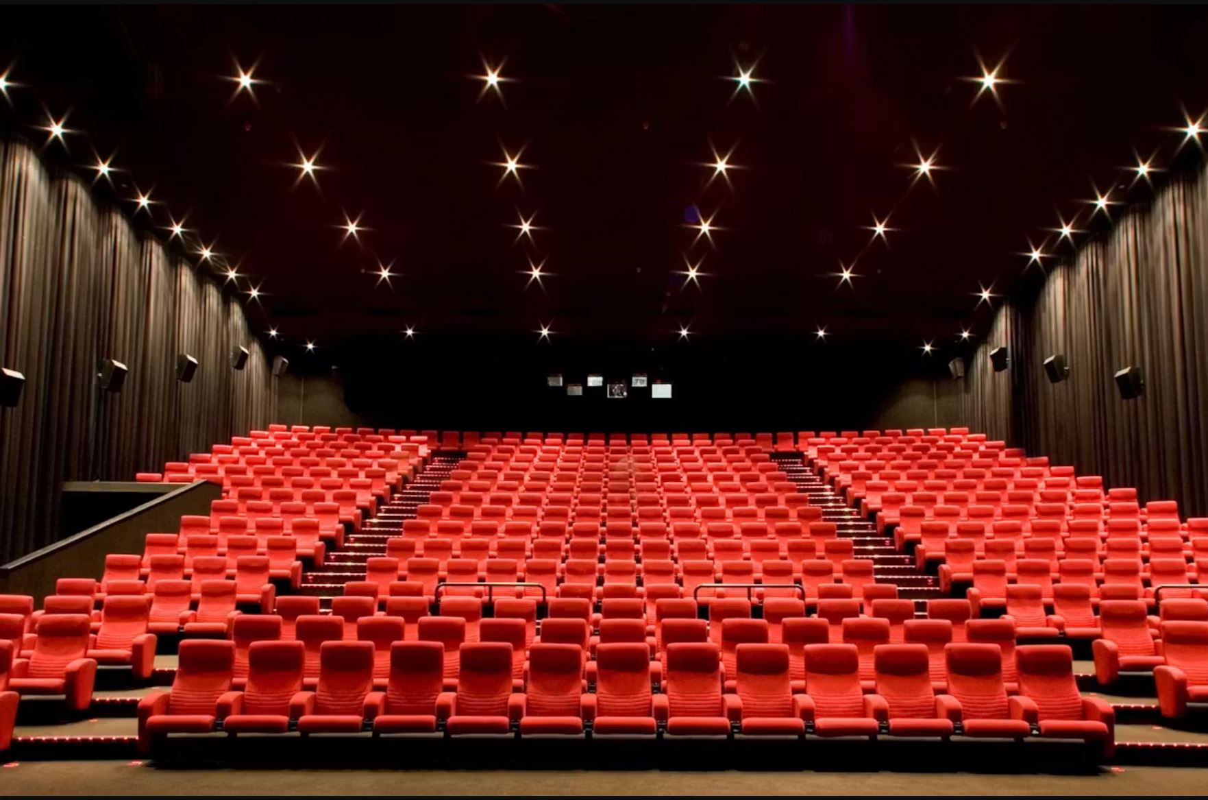 HOYTS Cinemas Sylvia Park Auckland movie recliner LazyBoy bar